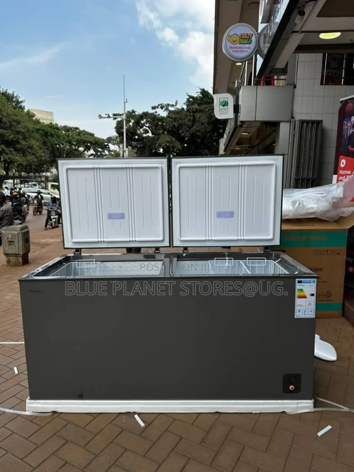 Hisense 660litres Double Door Deep Freezers \\ Fc-66dt4sa.