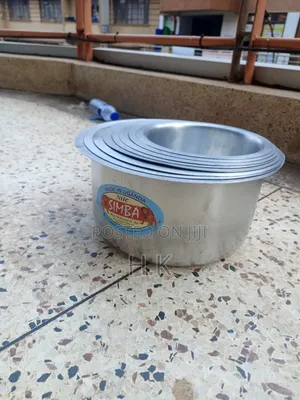 8pc Set of Simba Brand Aluminum Saucepans.