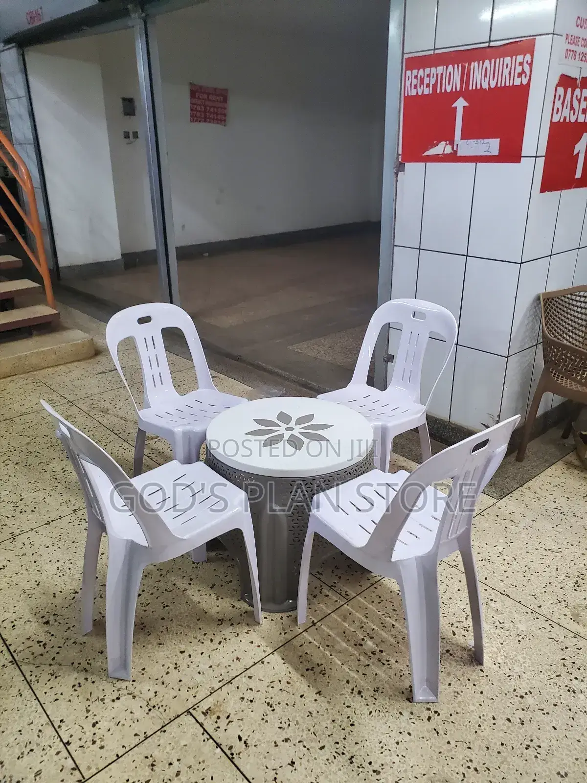 Restaurant and Bar Chair With Table