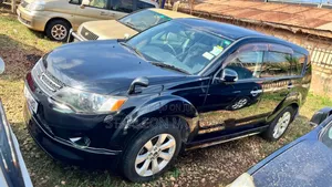 Mitsubishi Outlander 2011 Black