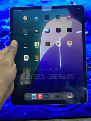 Apple iPad Pro 12.9 (2022) 64 GB Gray