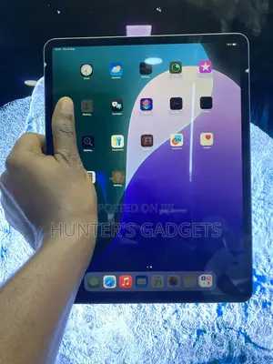 Apple iPad Pro 12.9 (2022) 64 GB Gray