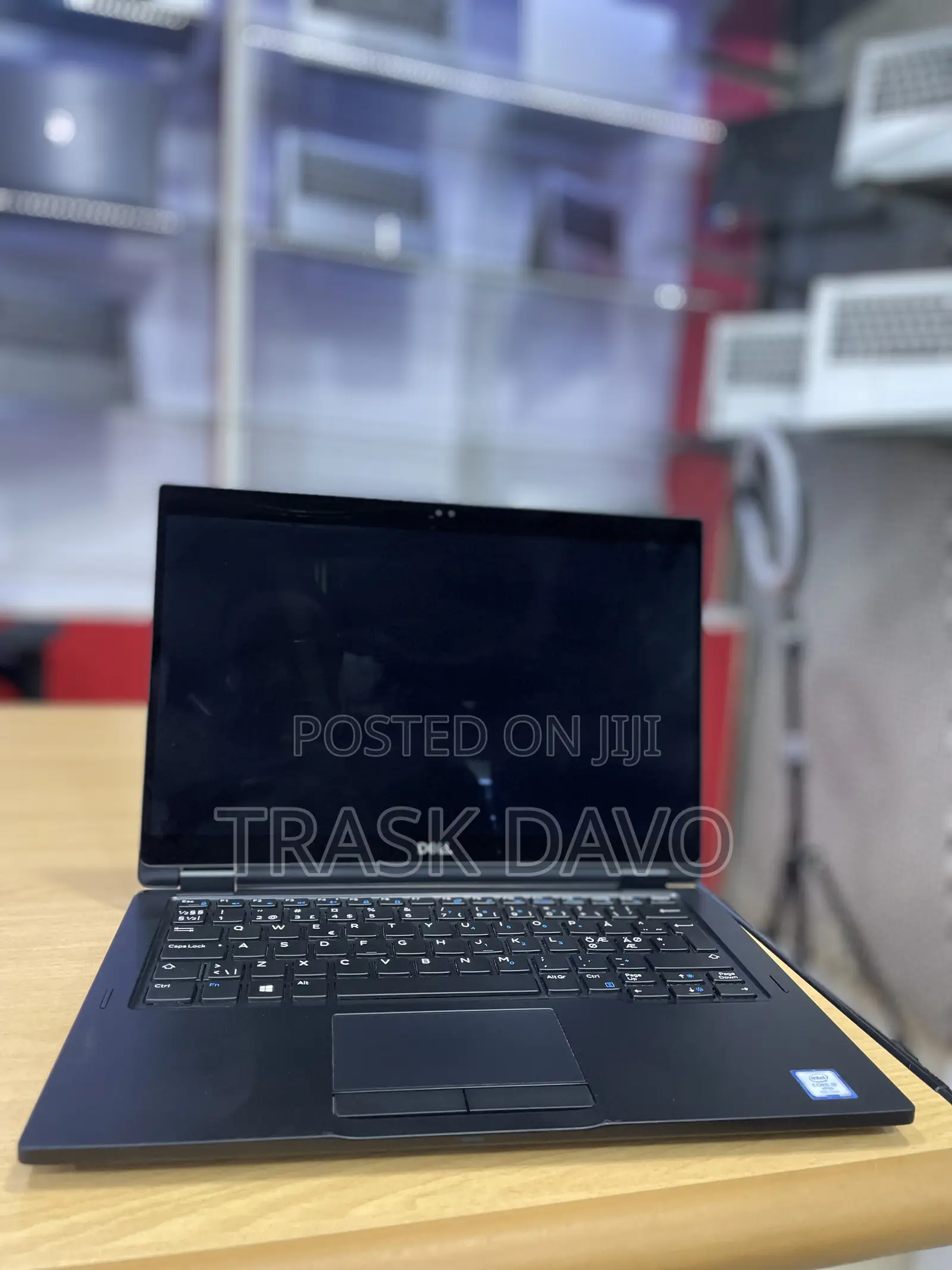 Laptop Dell Latitude 3390 8GB Intel Core i5 SSD 256GB