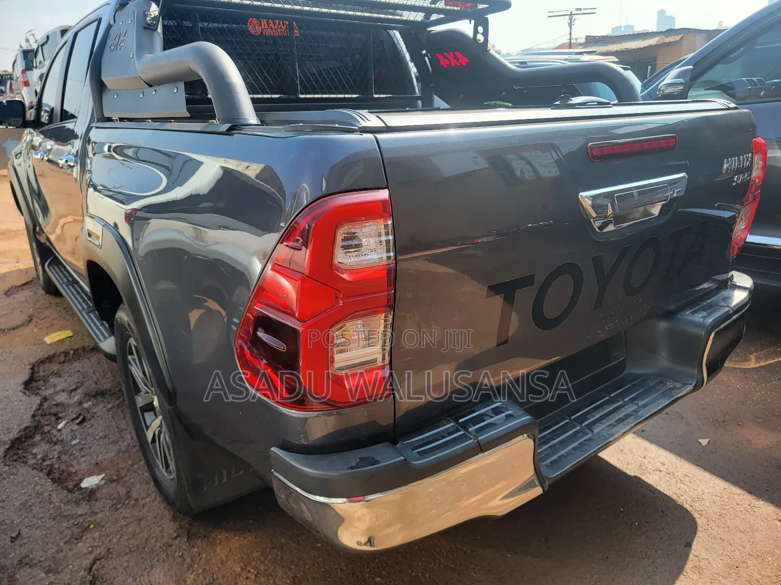 Toyota Hilux 2019 Gray