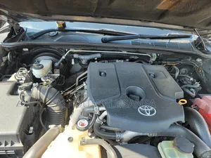 Toyota Hilux 2019 Gray