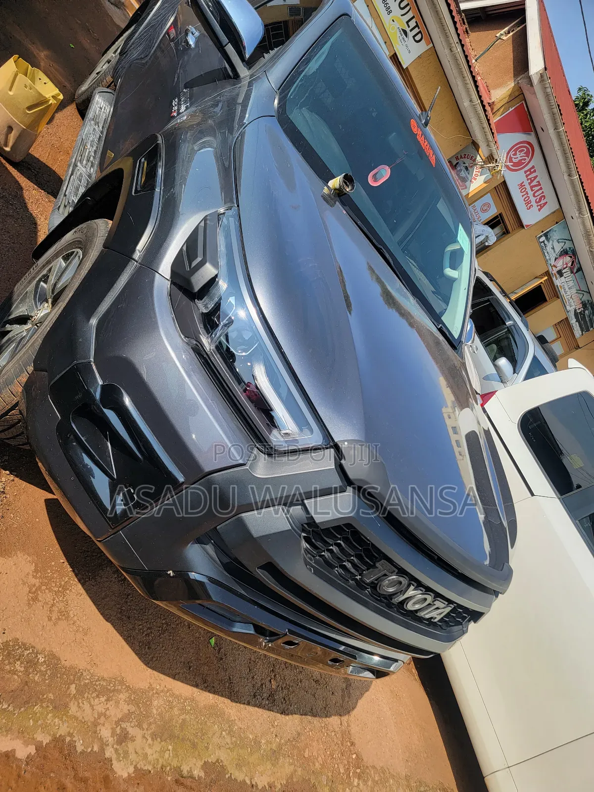 Toyota Hilux 2019 Gray