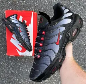 New Classic Nike Air Max Plus Tn “Dracula” Sneakers
