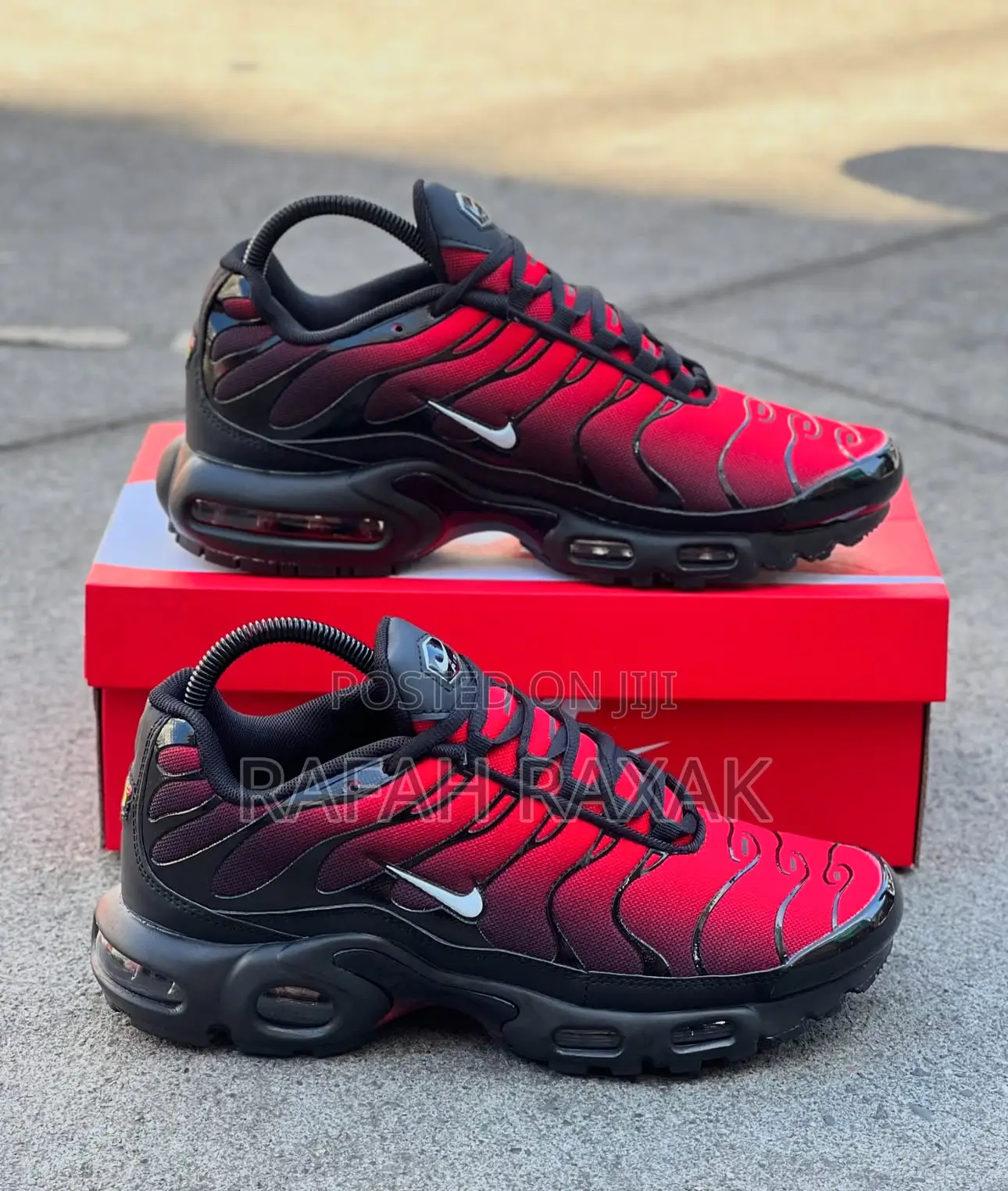 Original Nike Tn Air Max Plus “Deadpool” Sneakers
