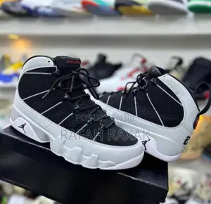 Nike Air Jordan 9 Retro “Particle Grey” Sneakers
