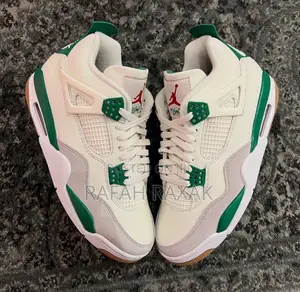Nike Air Jordan 4 Retro Sp X Nike Sb “Pine Green” Sneakers
