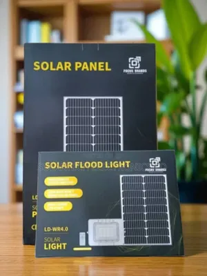 High-Lumen 300w Blue Carbon Solar Flood Light