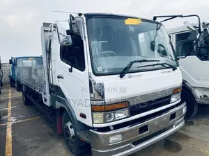Fuso Baby 6d16engine White