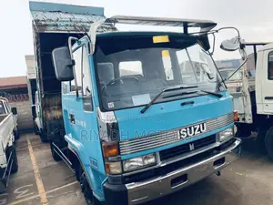 Isuzu Dumper
