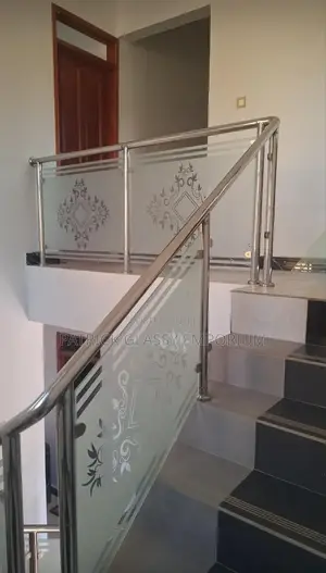 Balcony Glasses