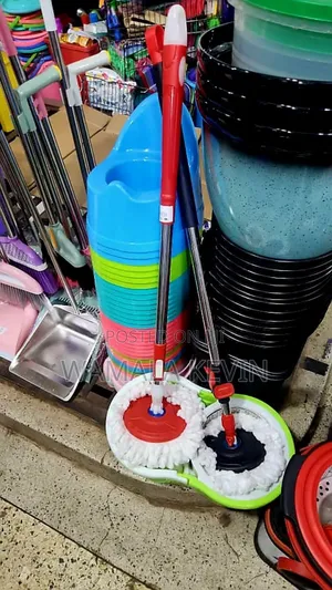 Spin Mop With a Bucket