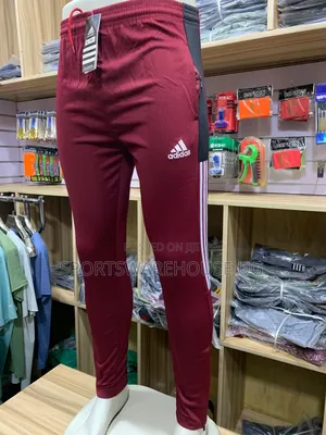Trackpants