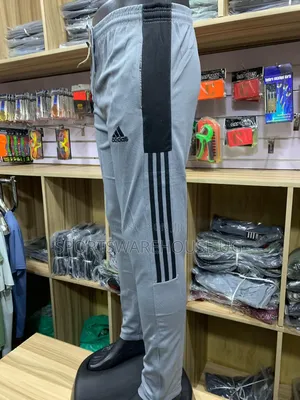 Trackpants