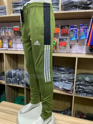 Trackpants