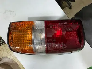 Hilux 106 Tail Lamp