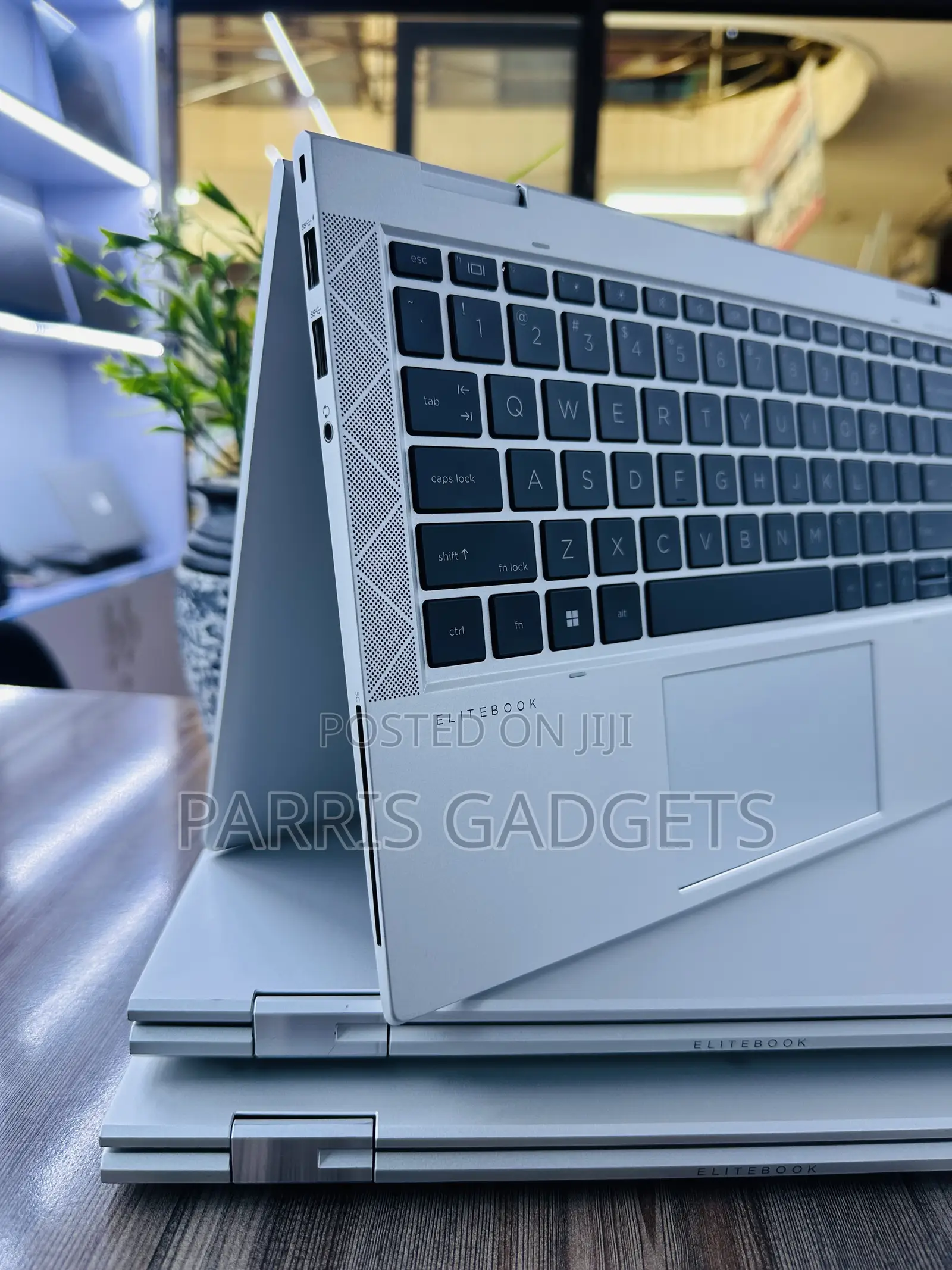 Laptop HP EliteBook x360 1030 G7 16GB Intel Core i5 SSD 256GB
