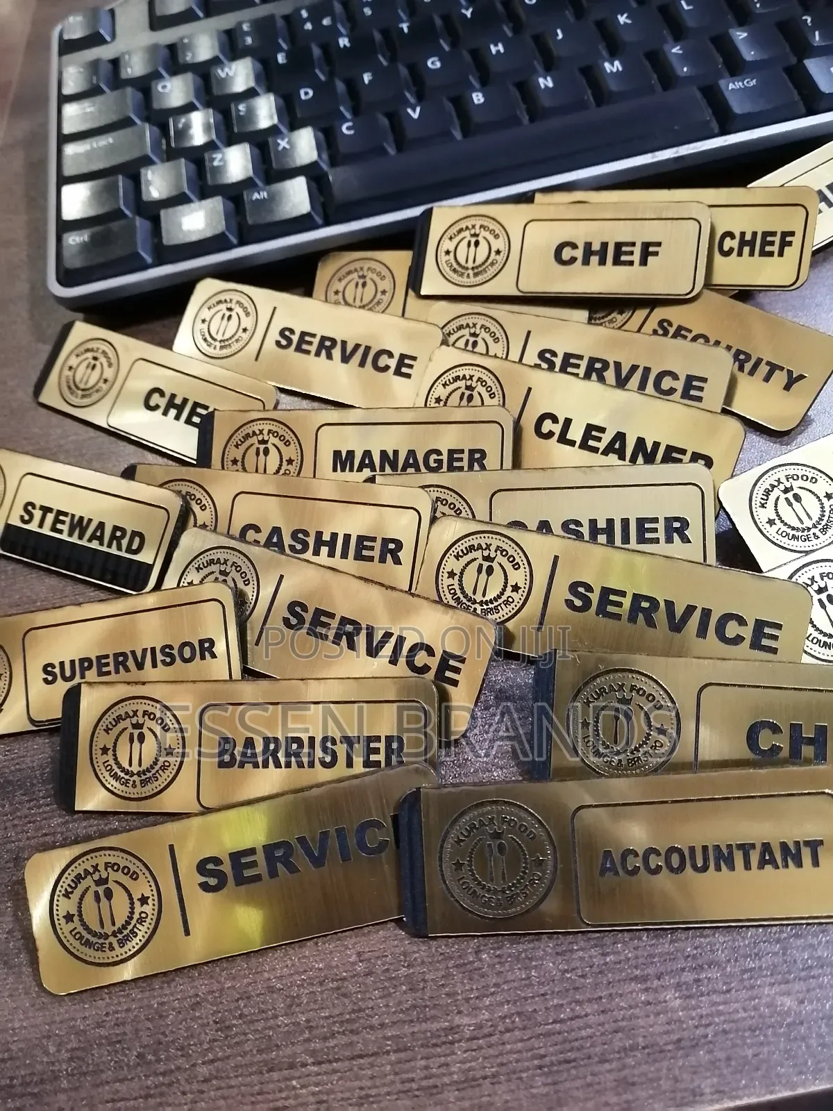 Nametags.Gold Silver