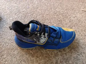 Core Service Basketball Shoes Original Original