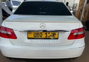 Mercedes-Benz E300 2010 Silver