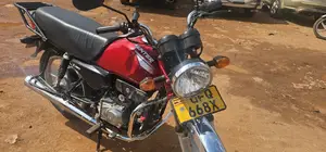 Hero Dawn 100 2022 Red