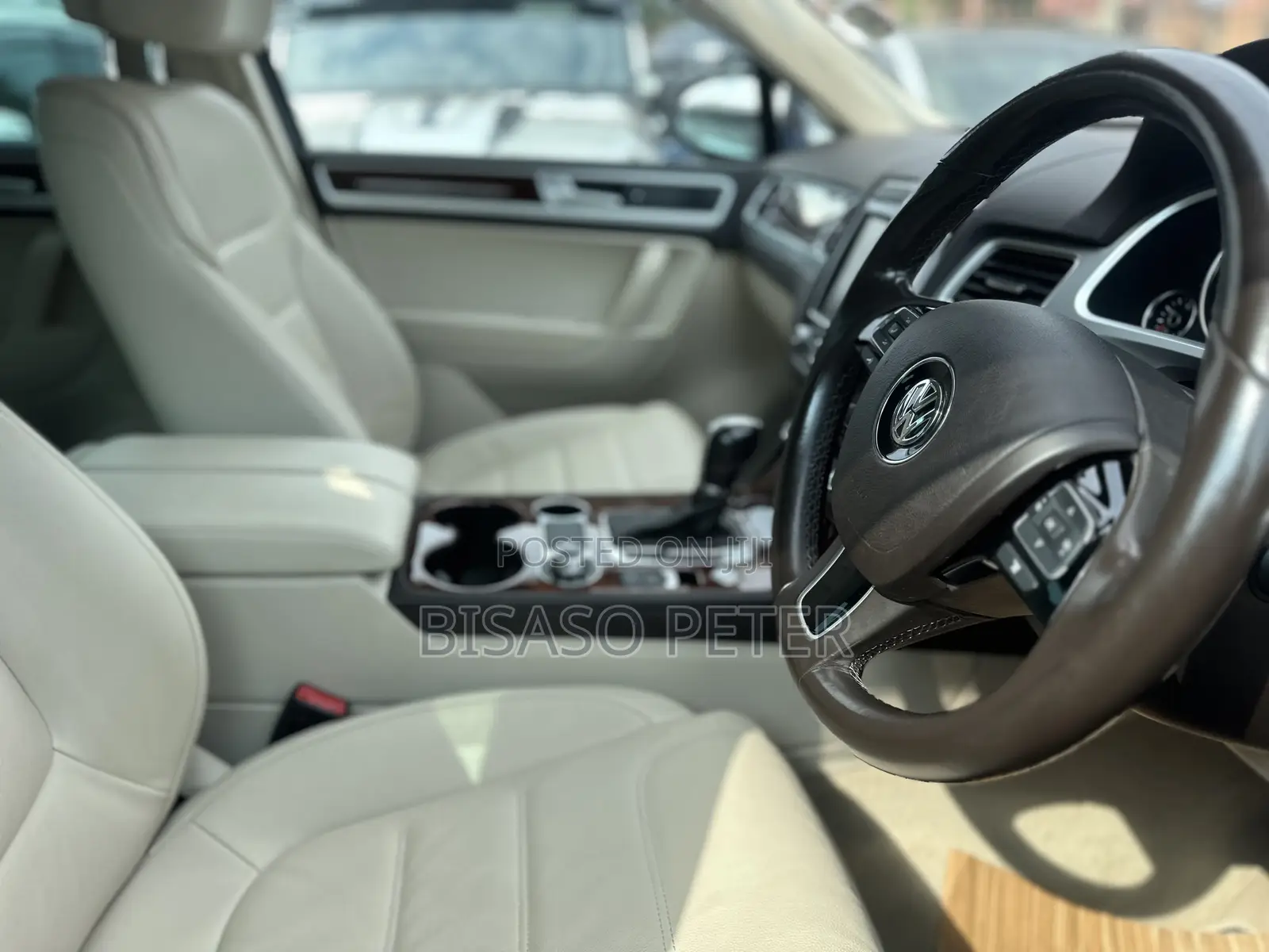 Volkswagen Touareg 2016 Blue