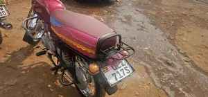 Bajaj Boxer 100 2023 Red