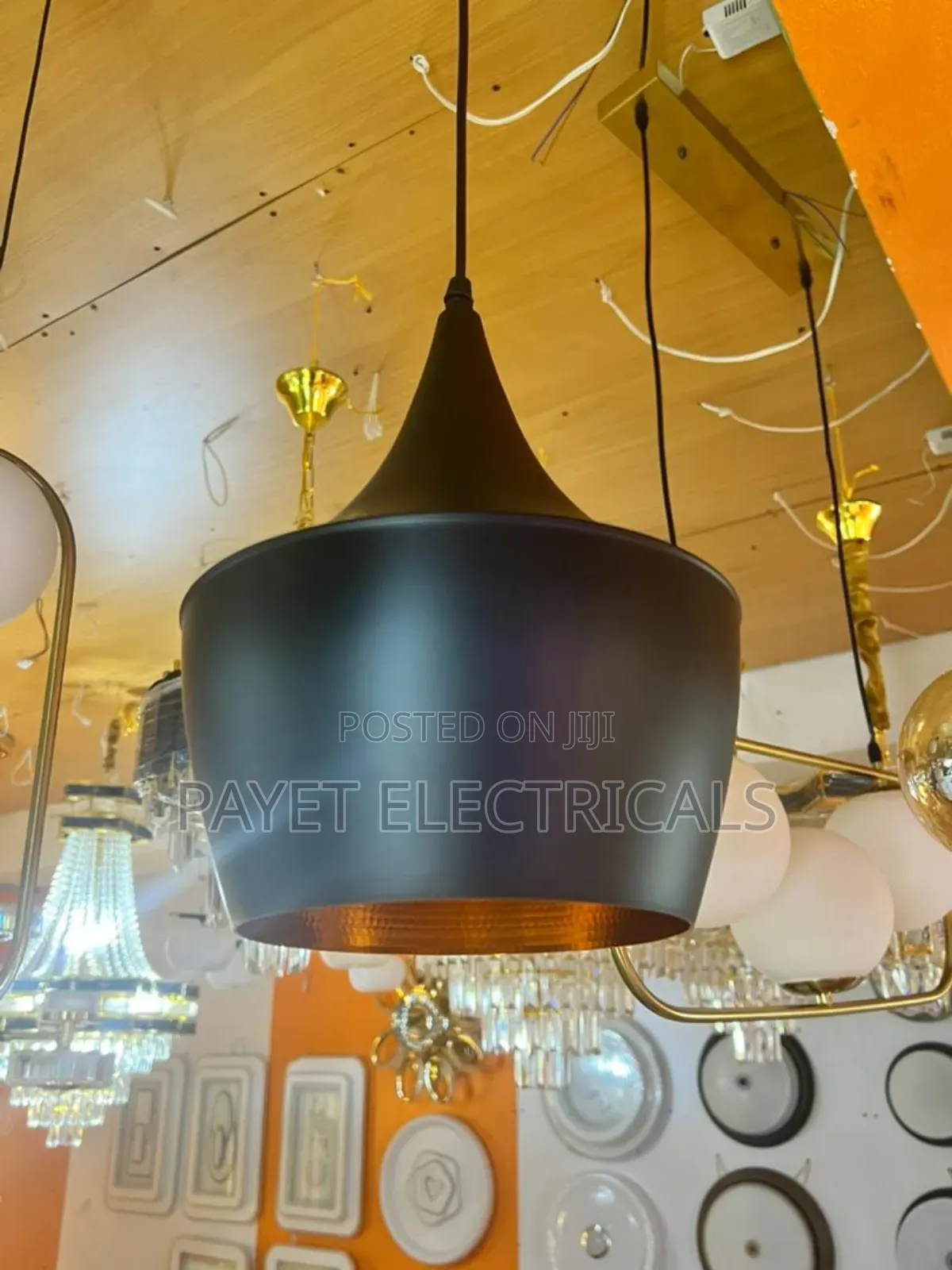 New Black and Gold Pendant Bar/ Restaurant Lamp Holder