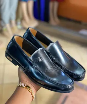 Original Men’S Classic Black Shinny Louis Vuitton Loafers
