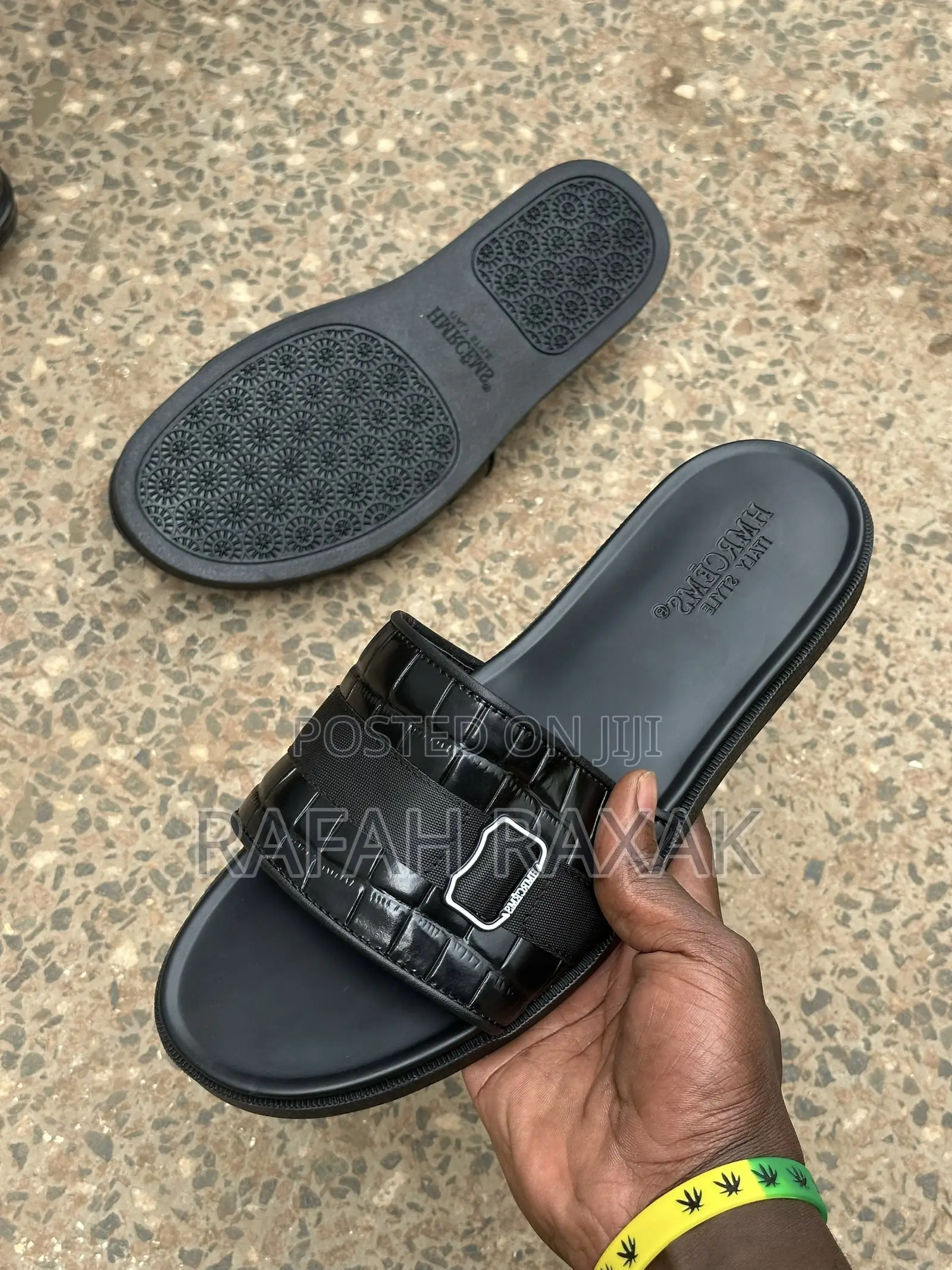 Men’S Super Classic Black Hermes Push In Sandals