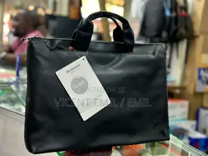 Thinkpad Tl400 Business Toploader Laptop Bag.