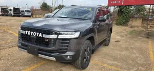 Toyota Land Cruiser 2023 Gray