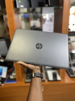 Laptop HP 4GB AMD SSD 128GB