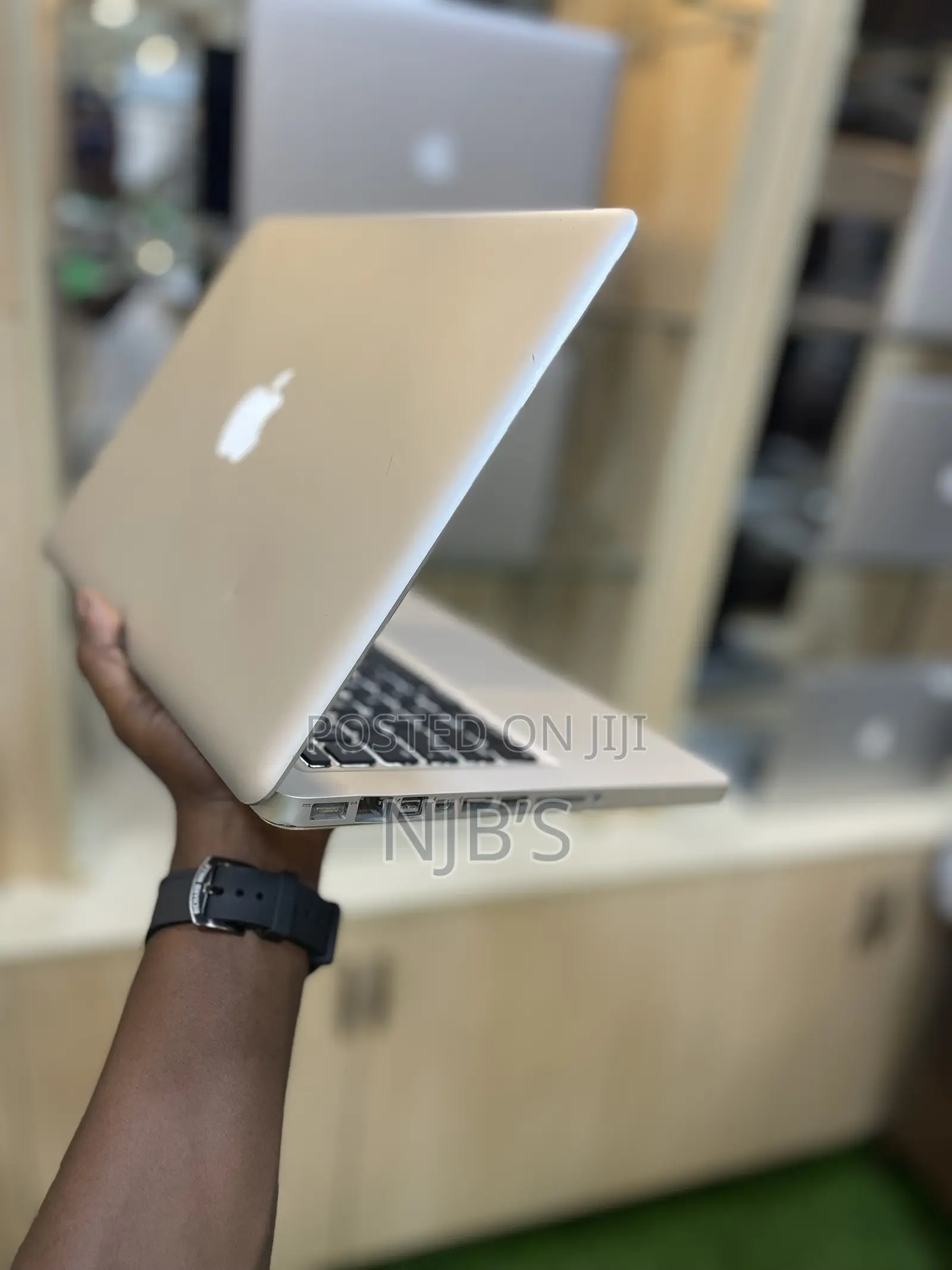 Laptop Apple MacBook Pro 2012 4GB Intel Core I5 SSD 256GB