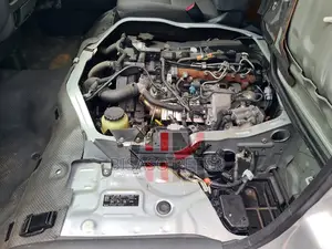 Toyota HiAce 2016 Silver