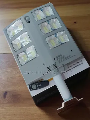 Heavy-Duty 1000w All-Top Solar Street Light