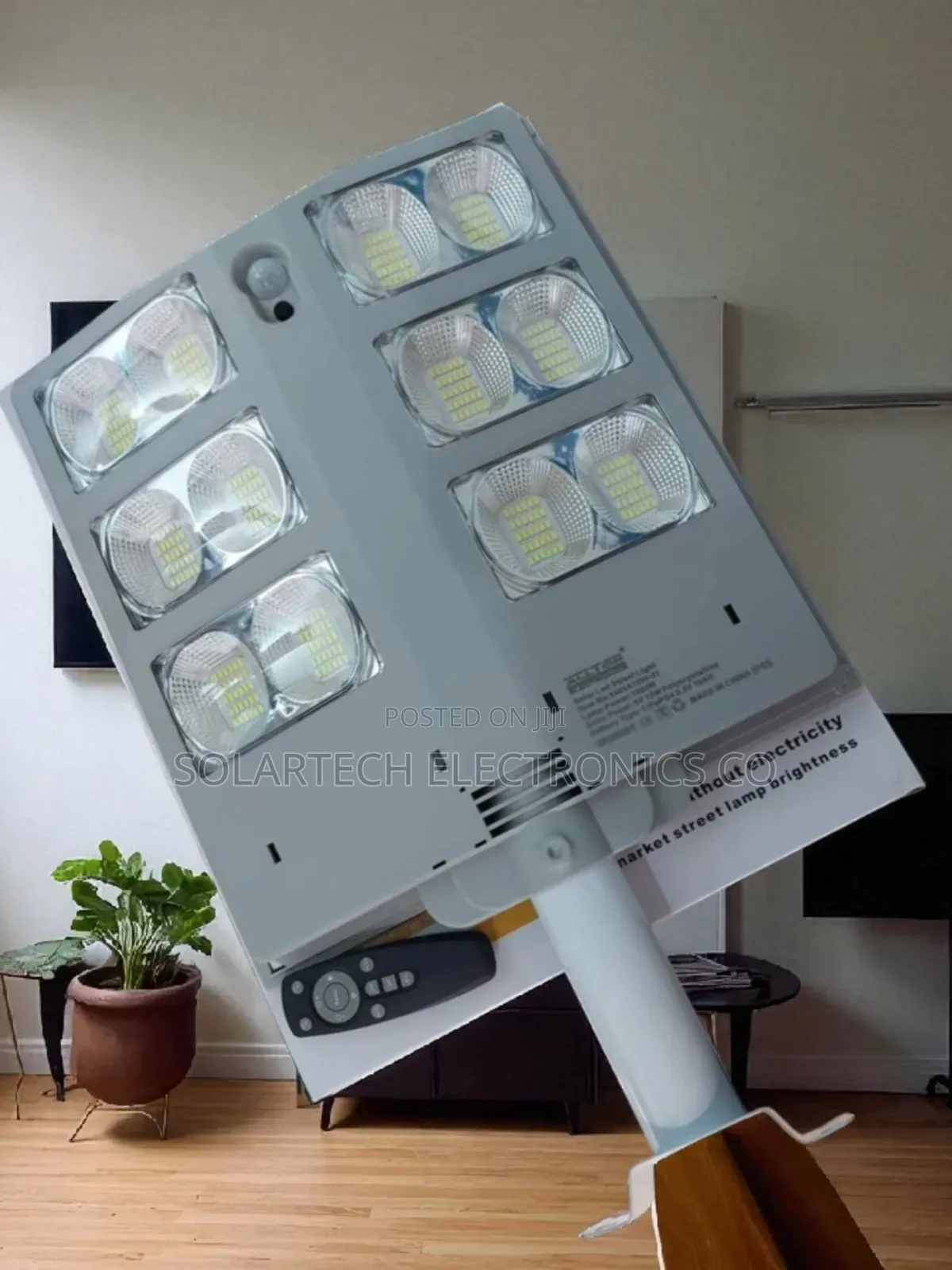 Smart 1000w All-Top Solar Street Light/ Automatic Lights