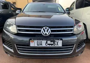 Volkswagen Touareg V6 Sport 2013 Gray