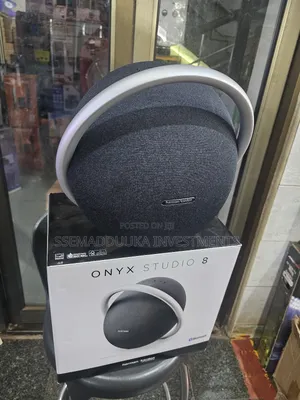 Onyx Harman Kardon Studio 8 /Bluetooth Speaker