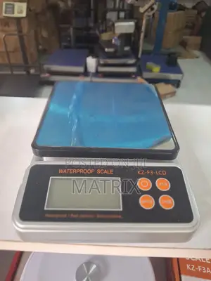 10kg Digital Waterproof Weighing Scale Used in Kitchens, Workshops.