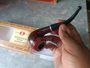 Bent Design Wooden Pipe