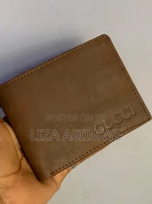Gucci Men's Brown Leather Wallet