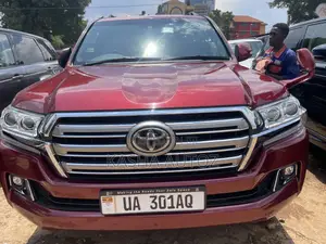 Toyota Land Cruiser 2016 Red