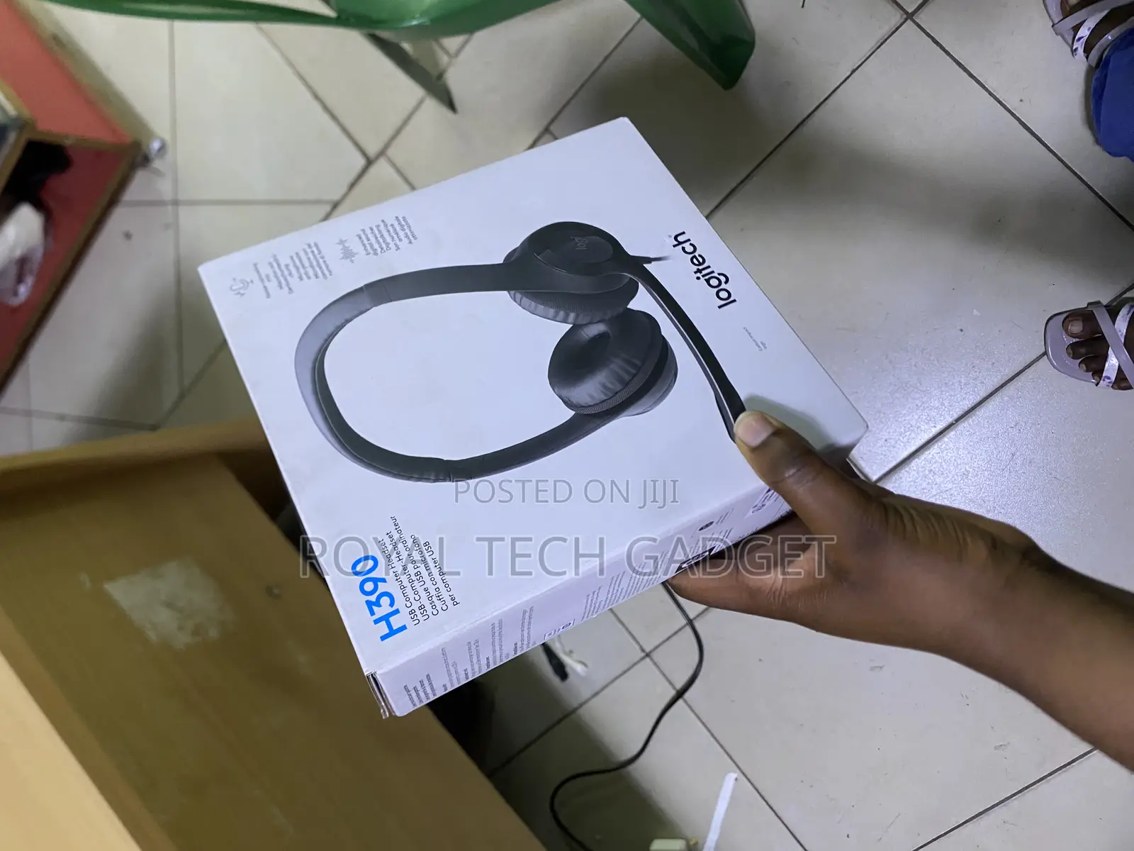 Logitech Usb Headset H390 With Noise Cancellation Mic