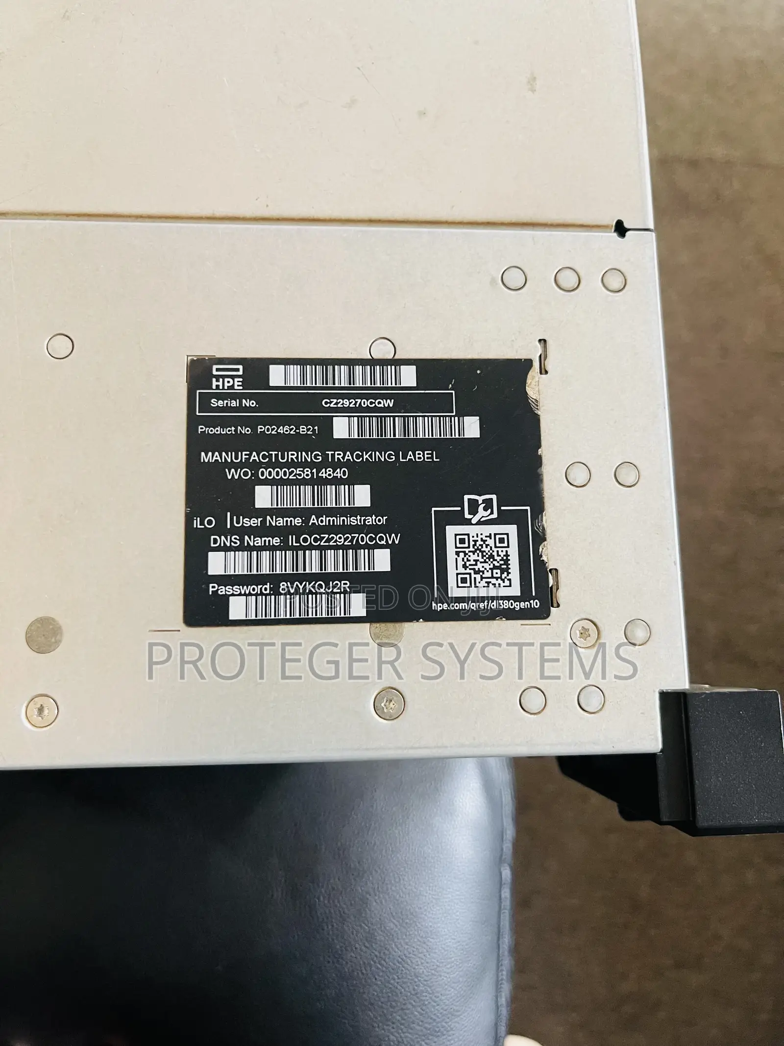 New Server HP ProLiant DL380 Gen10 32GB Intel Xeon HDD 2T