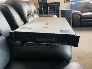 New Server HP ProLiant DL380 Gen10 32GB Intel Xeon HDD 2T
