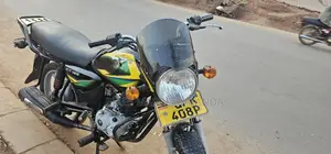 Bajaj Boxer 125 2023 Red